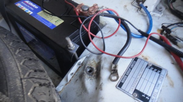 アース不良で充電不足 スタッフブログ ローバーミニ専門店キャメルオート