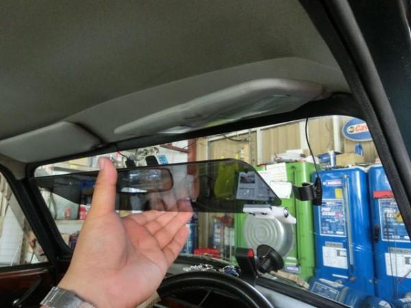 Ckh様 サンバイザー交換でご来店ですヽ ー ノ スタッフブログ ローバーミニ専門店キャメルオート