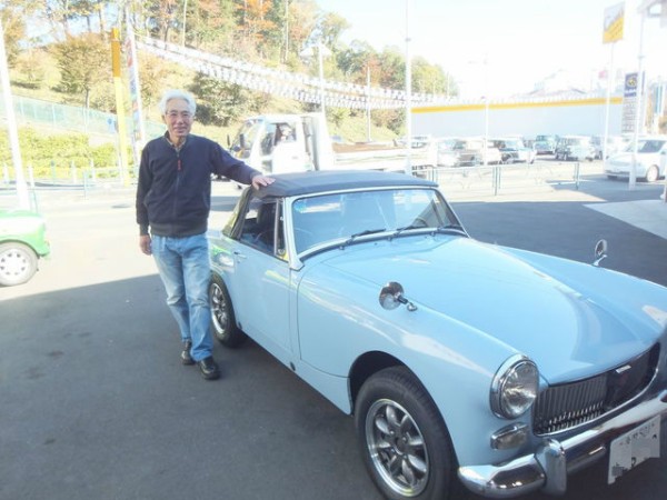 Krb様 車検でご来店です お車はmgミゼット スタッフブログ ローバーミニ専門店キャメルオート