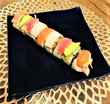 カナダ発 寿司ロールがおもしろい カナダ生活 お酒と共に モザイク文化の魅力 カナダ発 寿司ロールがおもしろい カナダ生活 お酒と共に モザイク文化の魅力
