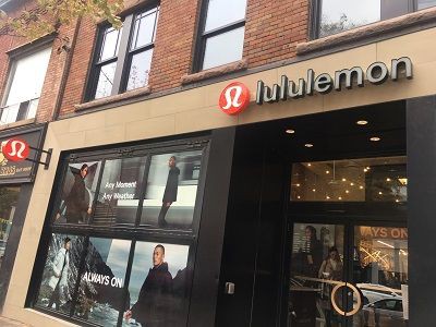 カナディアンファッションブランド ルルレモン Lululemon カナダ生活 お酒と共に モザイク文化の魅力