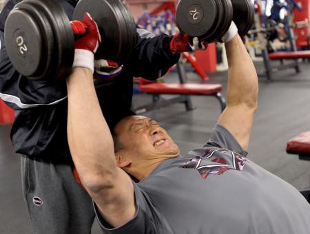 金本監督 47 ｳｴｰﾄﾄﾚｰﾆﾝｸﾞ室に直行 現役時代も顔負けの本格的な筋ﾄﾚ 広島東洋カープまとめブログ かーぷぶーん