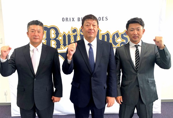 元カープ梵英心打撃コーチ オリックス打線を強化し高評価 水本ヘッドコーチと梵コーチの力でチームが変わってきた 広島東洋カープまとめブログ かーぷぶーん