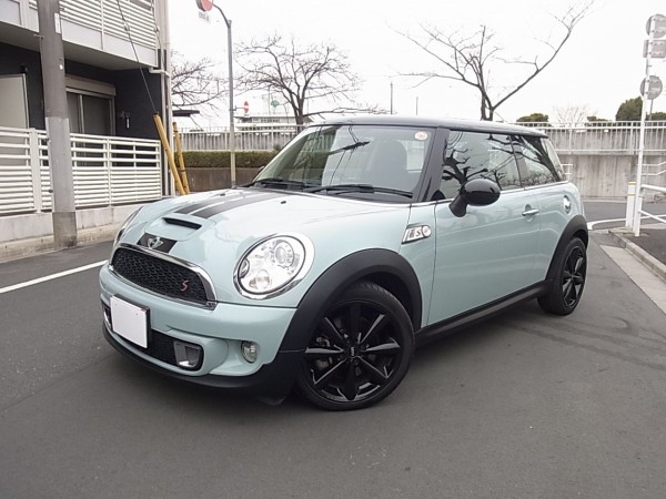 R56 24年式 アイスブルー Bmw Mini クーパーs 特注限定色 ワンオーナー ブラックルーフminiナビtv 純正17aw Hid Etc 車検3年6月 ヤフオク専用 クルマ画像