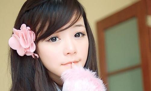 中国　偽娘 