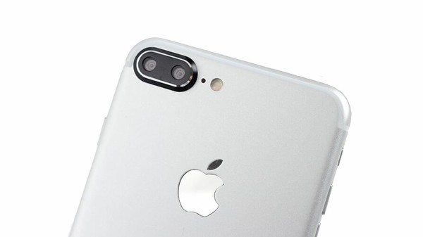 自力で修理 Iphoneの割れたカメラレンズガラス ねこにゃん生活