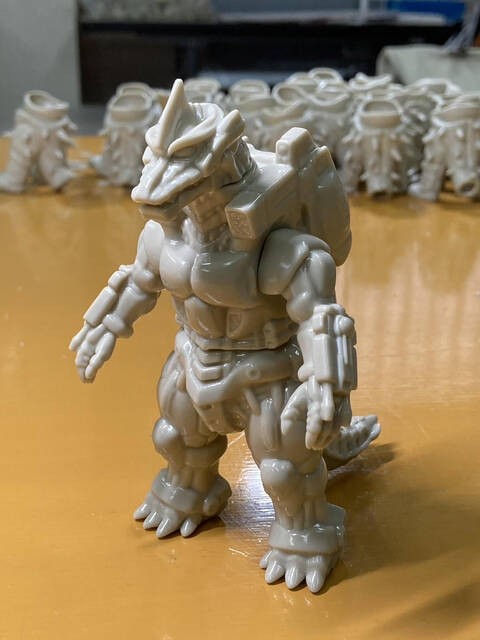 ミドルサイズ機龍テストショット到着！ : CCPJAPANインフォメーション