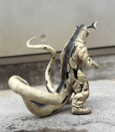 中国限定 1000体限定 ウルトラマン 怪獣 エレキング ブースカ