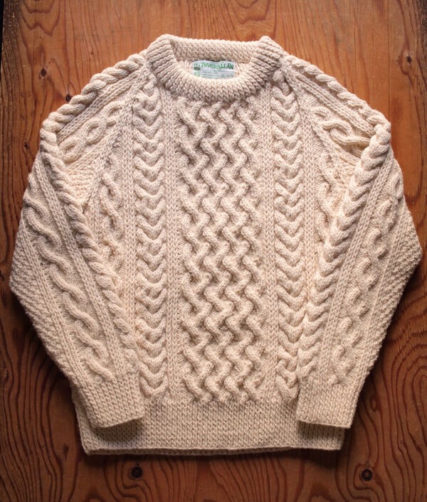INVERALLAN / インバーアラン】1A Crew Neck Aran Sweater. 来週 INVERALLAN / インバーアラン】1A Crew Neck Aran Sweater. 来週