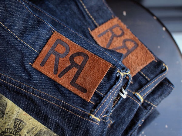 RRL】工場閉鎖に伴い廃盤となった希少なCONE DENIMを使用したジーンズ 