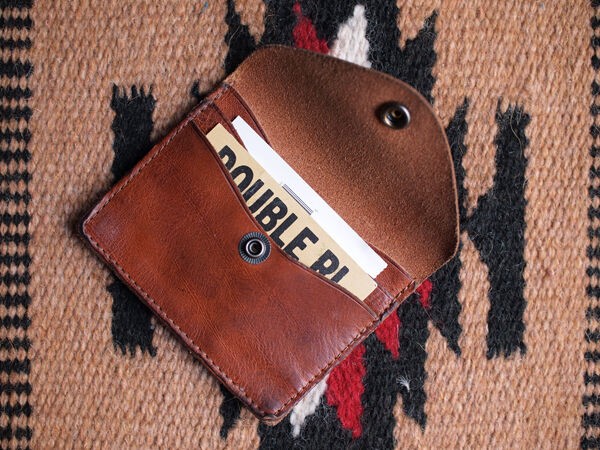 Double RL / ダブルアールエル】雰囲気抜群のコンチョボタンが目を引く