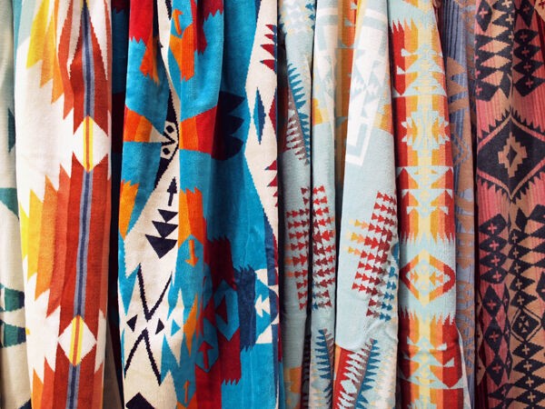 PENDLETON ペンドルトン MARA HOFFMAN ビーチタオル Pendleton】Jacquard Beach Towel. 幅広いシーンで活躍する大判