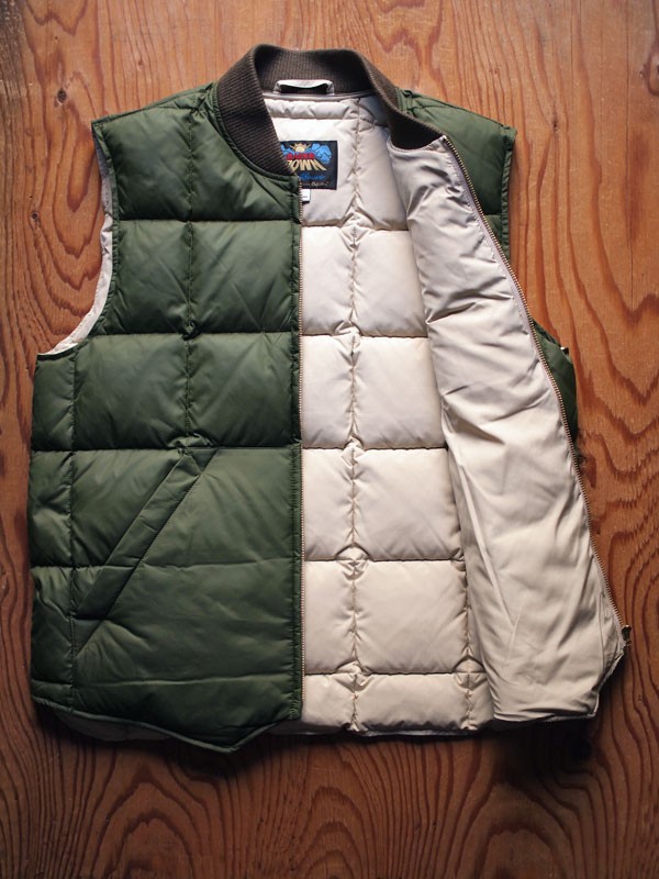 EDDIE BAUER / エディーバウアー】Canadian Vest. 長く語り継がれる