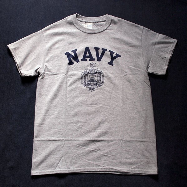 人気格安アメリカ海軍兵学校Tシャツ　チャンピオンボディ トップス