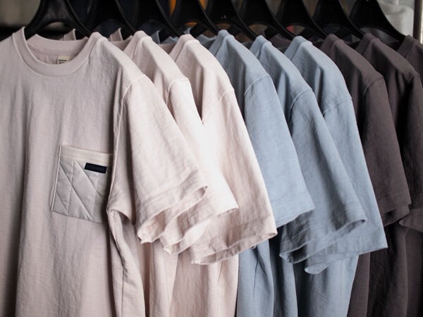 Jackman × LAVENHAM】JM5445LV Dotsume Pocket T-Shirt. 毎年高い人気