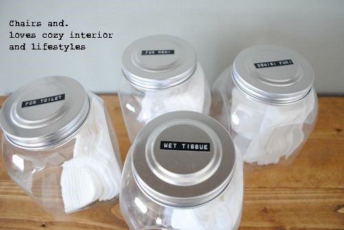 セリアのプラスチック容器にアレを収納 Chairs And インテリアコーディネーター的diyと暮らしのブログ Powered By ライブドアブログ セリアのプラスチック容器にアレを収納 Chairs And インテリアコーディネーター的diyと暮らしのブログ Powered By ライブドアブログ