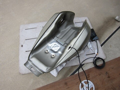 XJR1200のガソリンタンク錆び取り② : けんじぃ日記（チャンプRSと