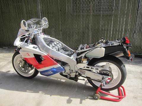 ＦＺＲ７５０Ｒにヘッドライトリレー導入♪ : けんじぃ日記（チャンプＲＳと初期型ガンマと育児の記録）