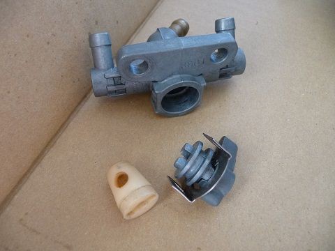 赤ガンマの復活作業（ガソリンコック編） : けんじぃ日記（チャンプ