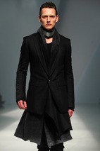 JULIUS 2011-12 F/W ノースリーブシャツ。 トップス シャツ トップス