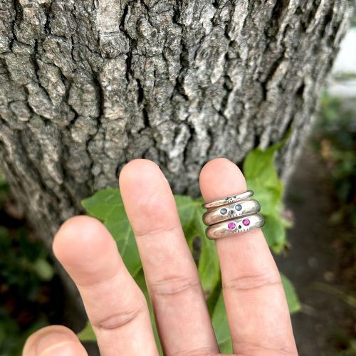 Vantique FUNNY SKULL RING : CHARCOAL*GREEN BLOG NEWS