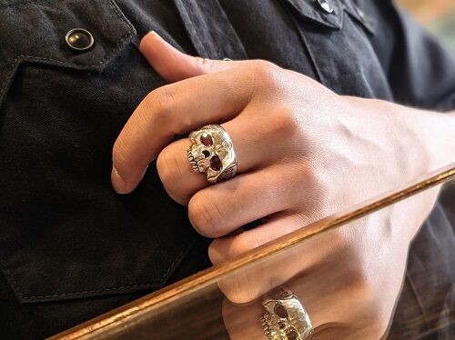 FLASH POINT / HOLLYWOOD VAMPIRES SKULL RING : CHARCOAL*GREEN BLOG NEWS