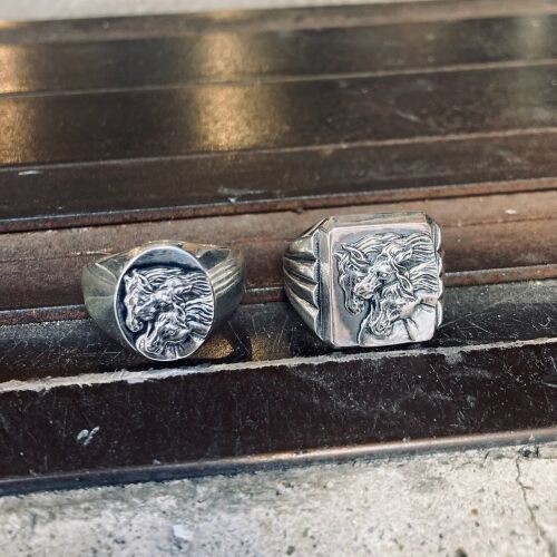 PHARAOHS HORSES RING /ALL SILVER : CHARCOAL*GREEN BLOG NEWS