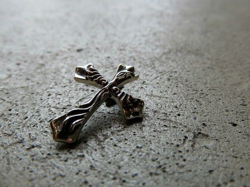 LONE ONES / SPREAD EAGLE PENDANT XS : CHARCOAL*GREEN BLOG NEWS