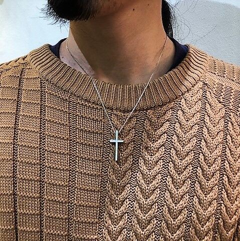 TWO ME CROSS NECKLACE : CHARCOAL*GREEN BLOG NEWS