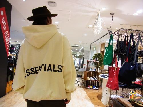 vlone hoodie retail