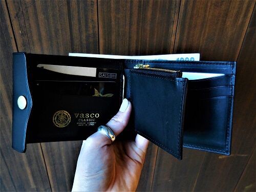 vasco*LEATHER NAVAL MIDDLE WALLET : CHARCOAL*GREEN BLOG NEWS