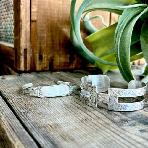 Vantique TUAREG SILVER BRACELET : CHARCOAL*GREEN BLOG NEWS