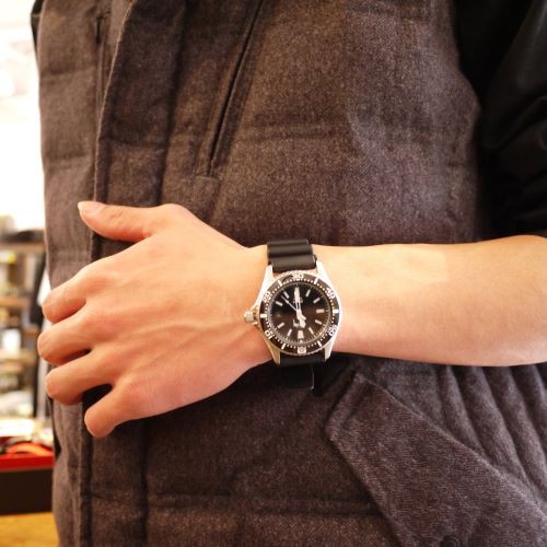 STUSSY× Vintage watch : CHARCOAL*GREEN BLOG NEWS