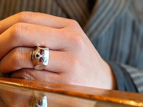 FLASH POINT / JIM SKULL RING-SYNTHETIC STONE : CHARCOAL*GREEN BLOG