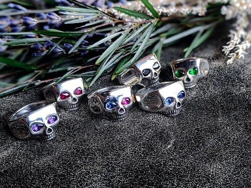 FLASH POINT / JIM SKULL RING-SYNTHETIC STONE : CHARCOAL*GREEN BLOG 