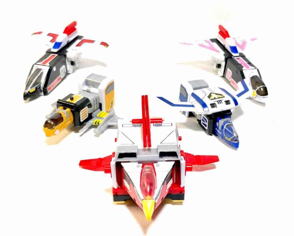 未開封品　スーパーミニプラ　ジェットイカロス　他　合計３点　鳥人戦隊ジェットマン 鳥人戦隊ジェットマン」ジェットガルーダ、スーパーミニプラで