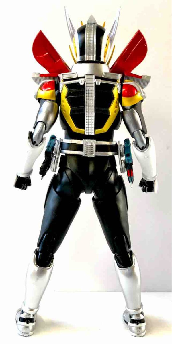 S.H.Figuarts(真骨彫製法) 仮面ライダー電王 ソードフォーム S.H.Figuarts(真骨彫製法) 仮面ライダー電王 ソードフォーム