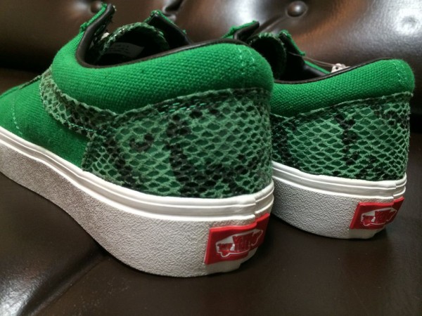 Vans 偽物 コピー品 フェイク 見分け方 Poseurs