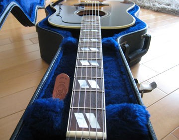 Chaki W-45 ラウンドショルダー Southern jumboコピー Chaki W-45 ラウンドショルダー Southern jumboコピー