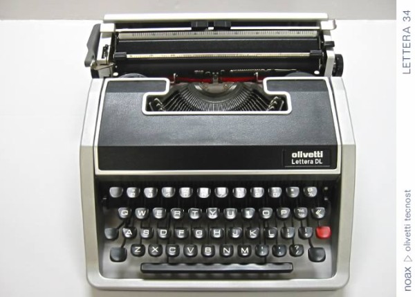 オリベッティタイプライターレッテラブラック : 書き留めておきたい