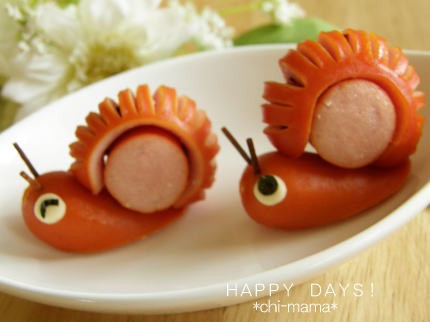 でんでん虫 かたつむり のウインナー飾り切り キャラ弁 デコ弁 Happy Days でんでん虫 かたつむり のウインナー飾り切り キャラ弁 デコ弁 Happy Days
