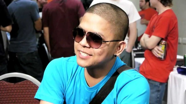 Filipinochamp選手 スト5は自分を表現できないデタラメな格ゲー 格ゲーが大好きな自分が 唯一大嫌いなゲーム チゲ速