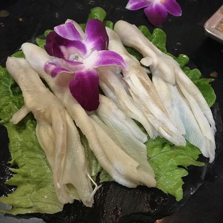 食遊上海3 老工場重慶火鍋 ロバ会のリベンジはモツ尽くしの重慶麻辣火鍋 吃尽天下