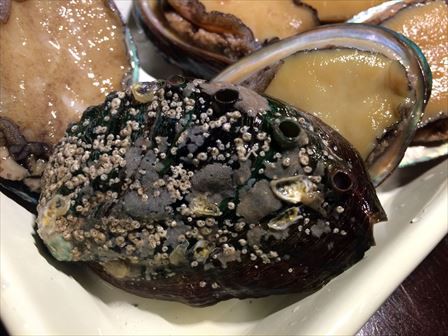 おうちで中華４ お手軽 銅川水産市場の稚アワビで 蒜茸粉丝蒸鮑魚 吃尽天下