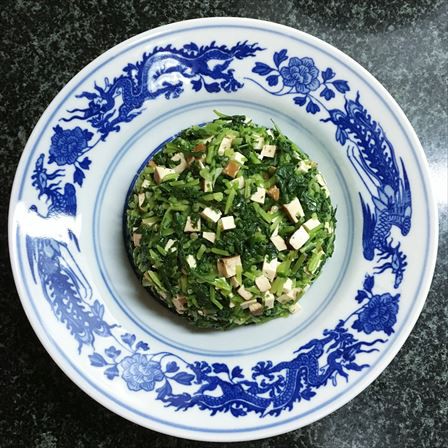 おうちで中華24 - 上海料理界の清涼剤！馬蘭頭拌香干で紹興酒を
