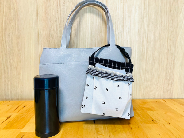 マスクケース バッグに下げて持ち運べるマスクホルダー作り方 ちくちくパーク