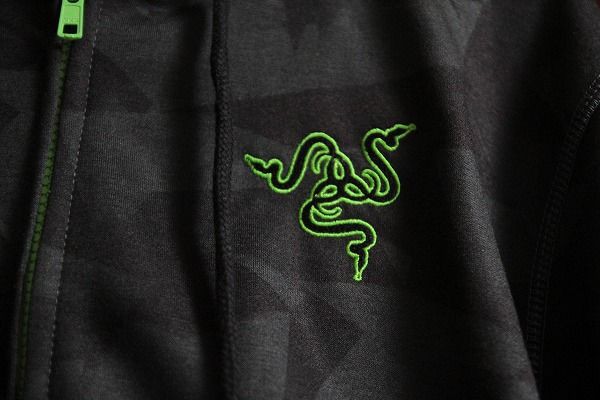 キャッシュ 広げる ながら Razer パーカー Carolinalandcoalition Org