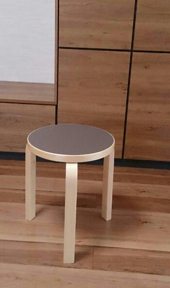 2脚目の、わが家のscope別注 アルテック Stool 60♪ : MakeLife＋