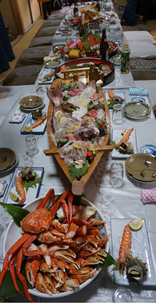 唐津くんち』曳山の錚々たる顔ぶれと素晴らしい料理の数々に圧倒される