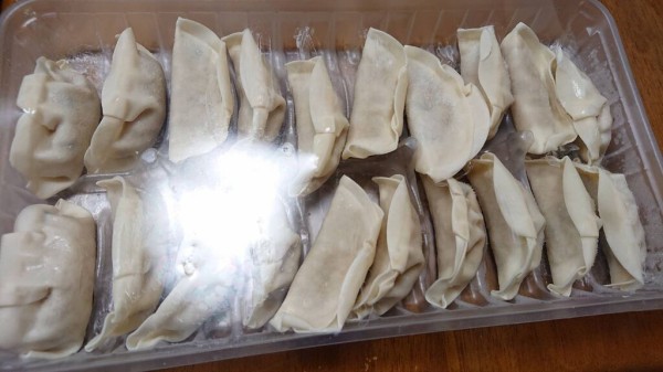 雲竜一包軒の冷凍餃子食べてみた! : ちょうふ通信